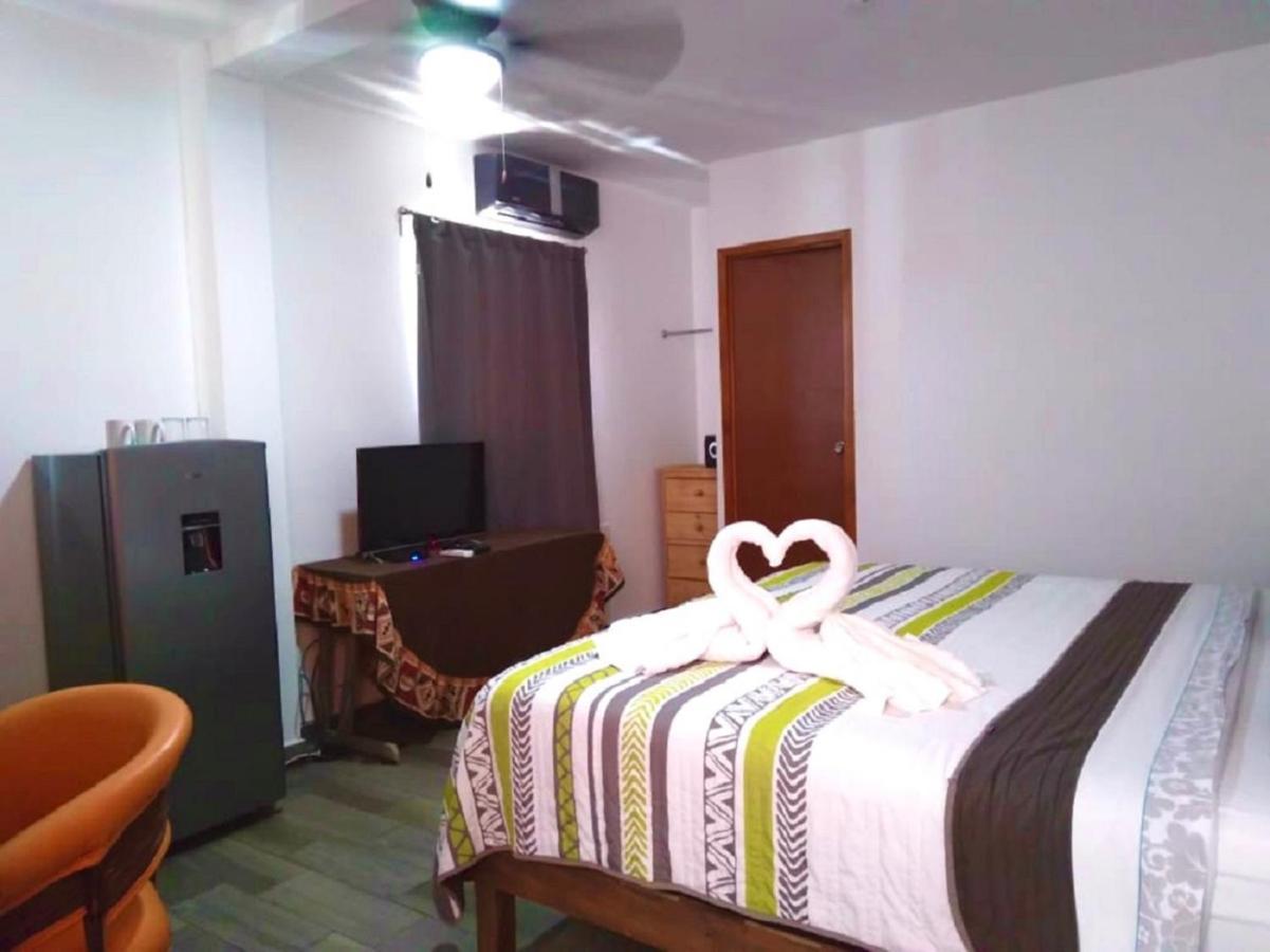 Suites Fenicia (Adults Only) Плайя-дель-Кармен Екстер'єр фото