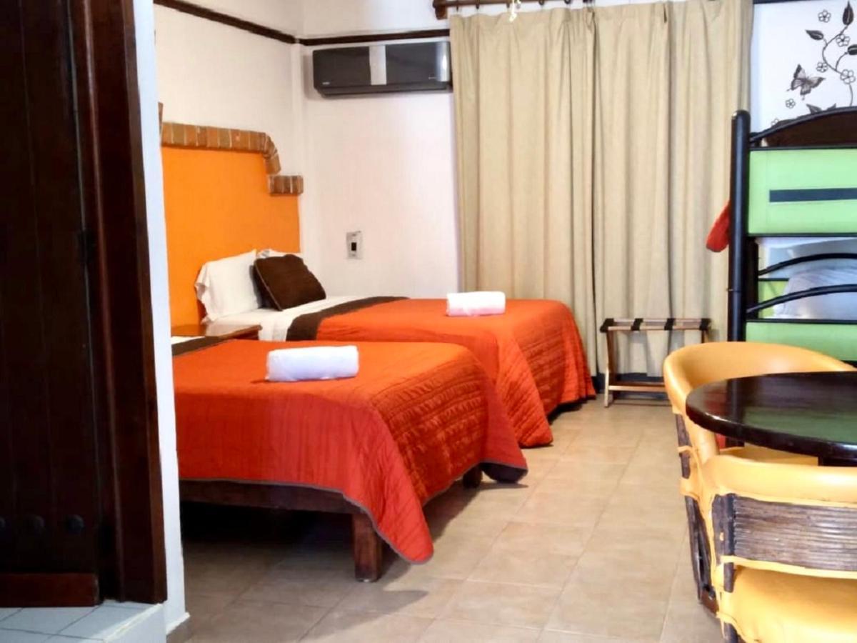 Suites Fenicia (Adults Only) Плайя-дель-Кармен Екстер'єр фото