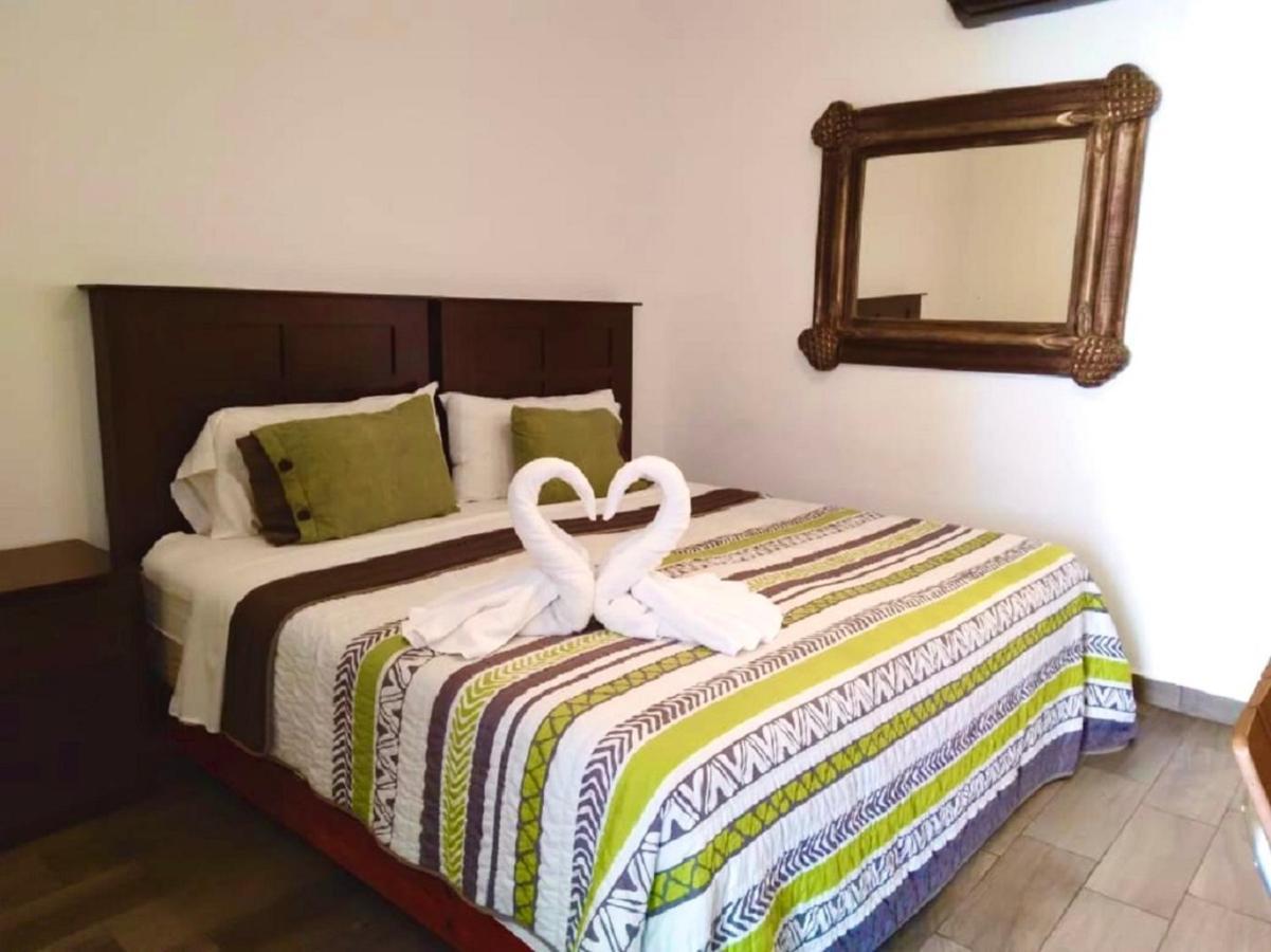 Suites Fenicia (Adults Only) Плайя-дель-Кармен Екстер'єр фото