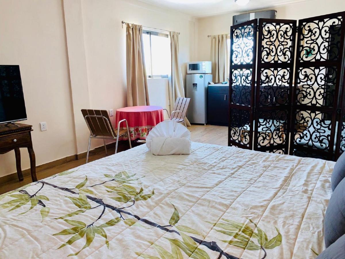 Suites Fenicia (Adults Only) Плайя-дель-Кармен Екстер'єр фото
