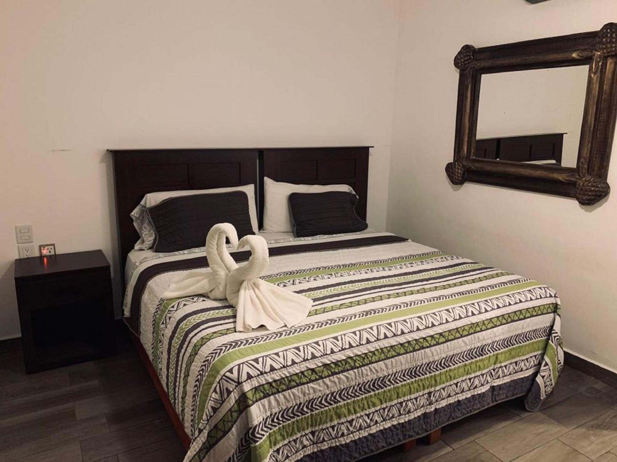 Suites Fenicia (Adults Only) Плайя-дель-Кармен Екстер'єр фото