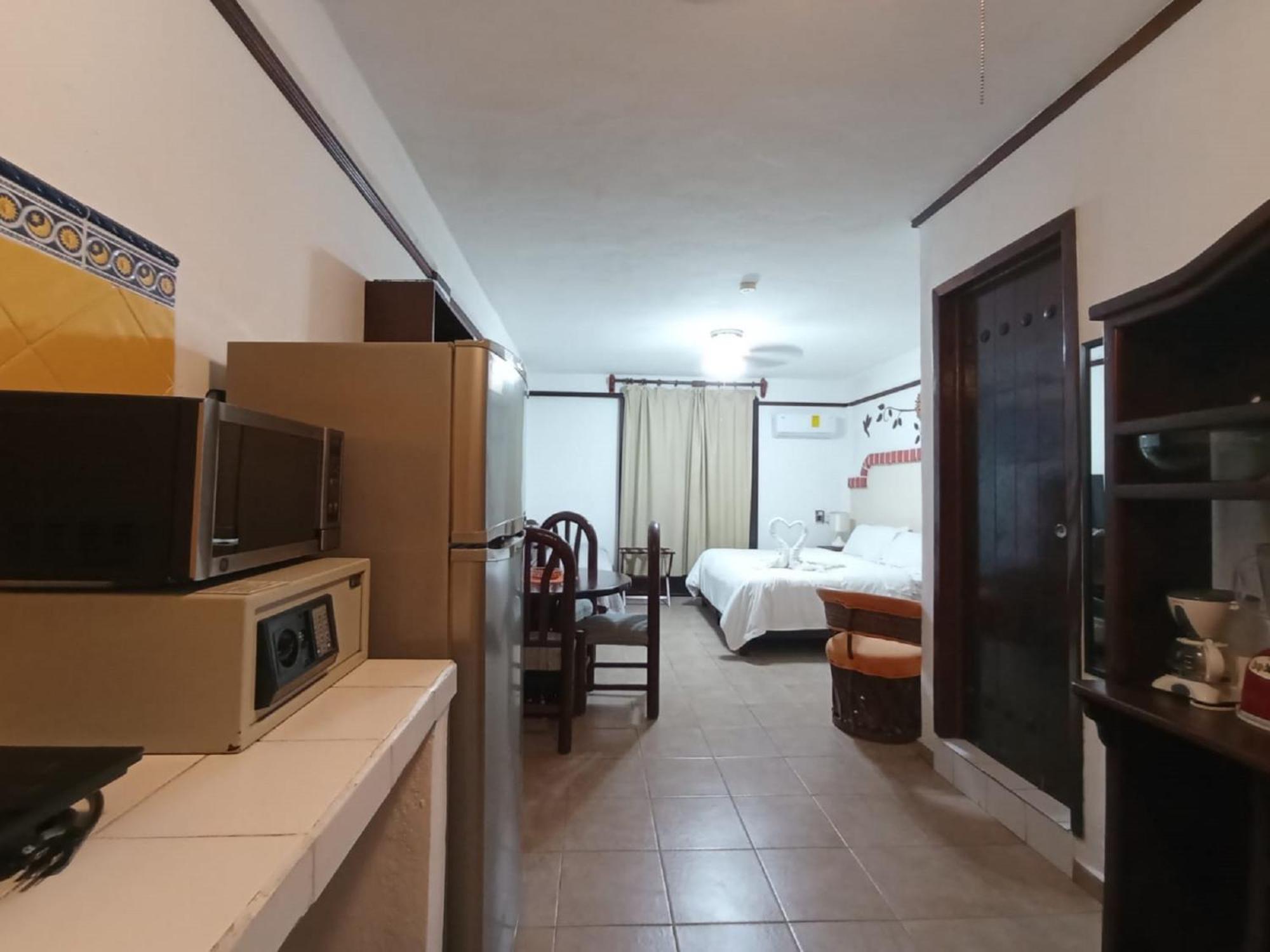 Suites Fenicia (Adults Only) Плайя-дель-Кармен Екстер'єр фото